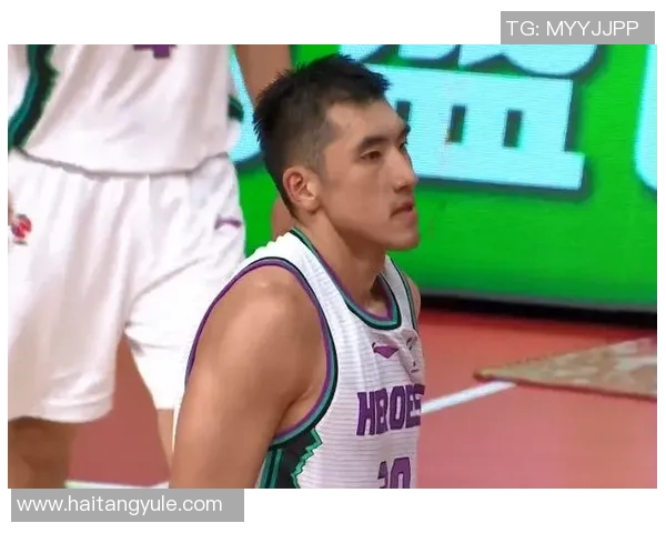 陶汉林强攻助力球队逆转胜利展现出色个人能力与团队协作精神